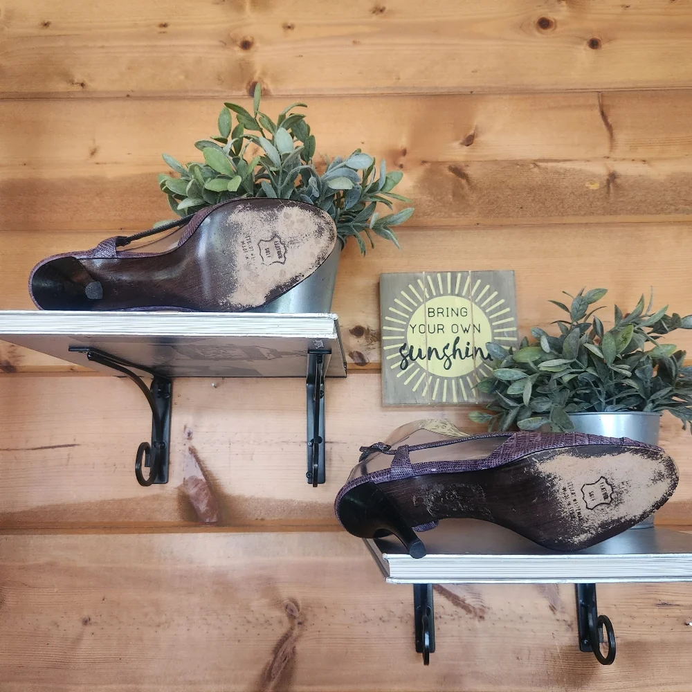 Stuart Weitzman 💜 Snake Croc Emboss Purple Leather Slingback Peep Pump Heels 8N